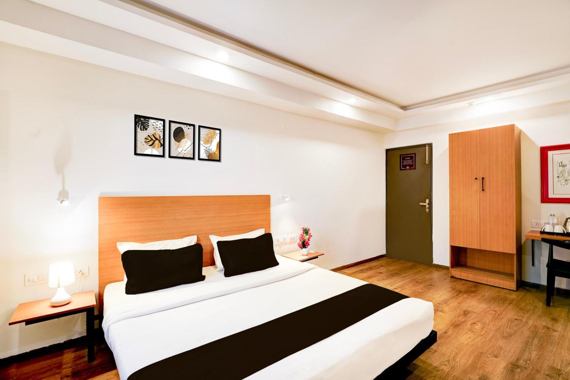 Super Townhouse Jayanagar Hotel Бангалор Екстериор снимка