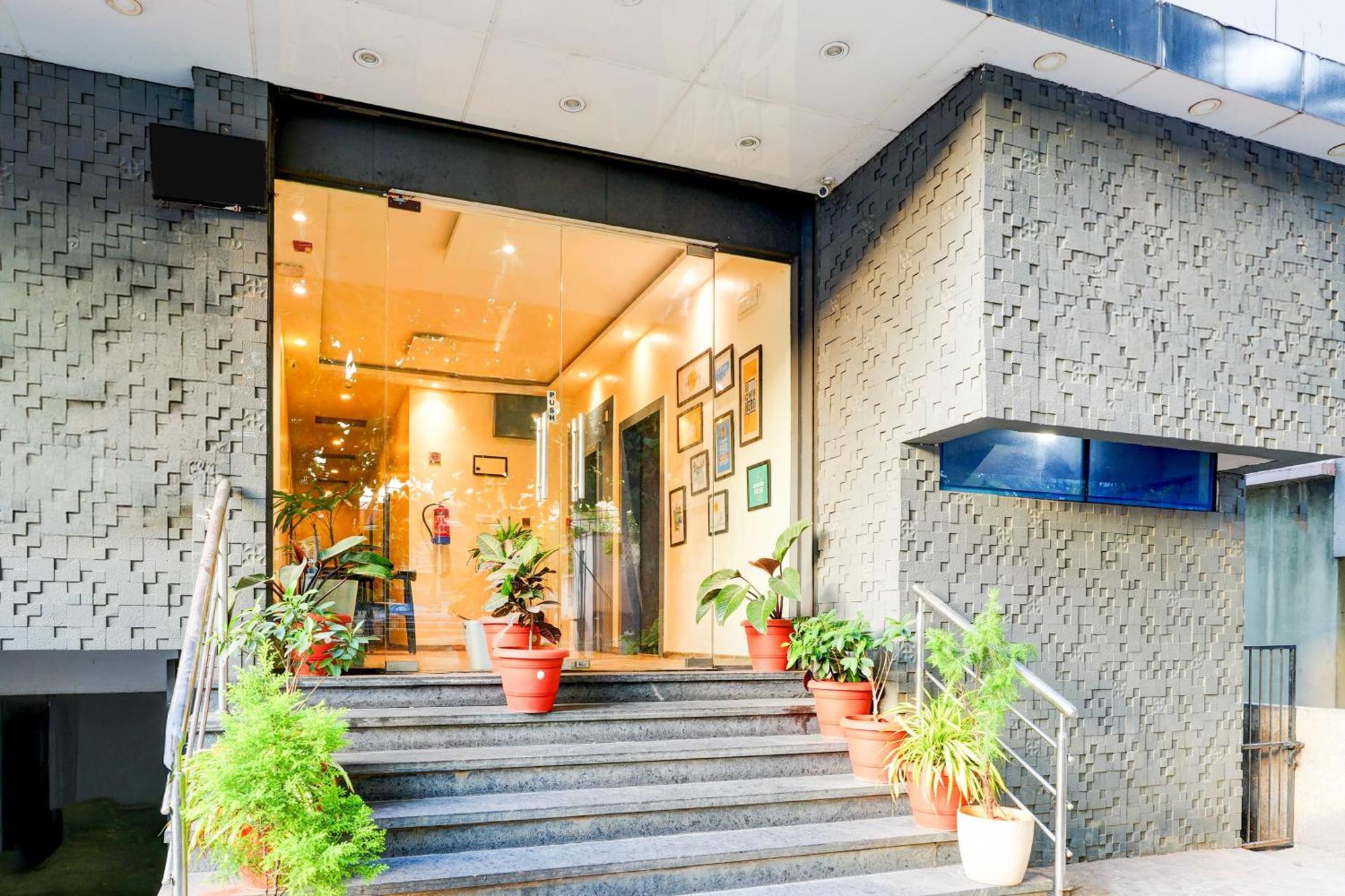 Super Townhouse Jayanagar Hotel Бангалор Екстериор снимка