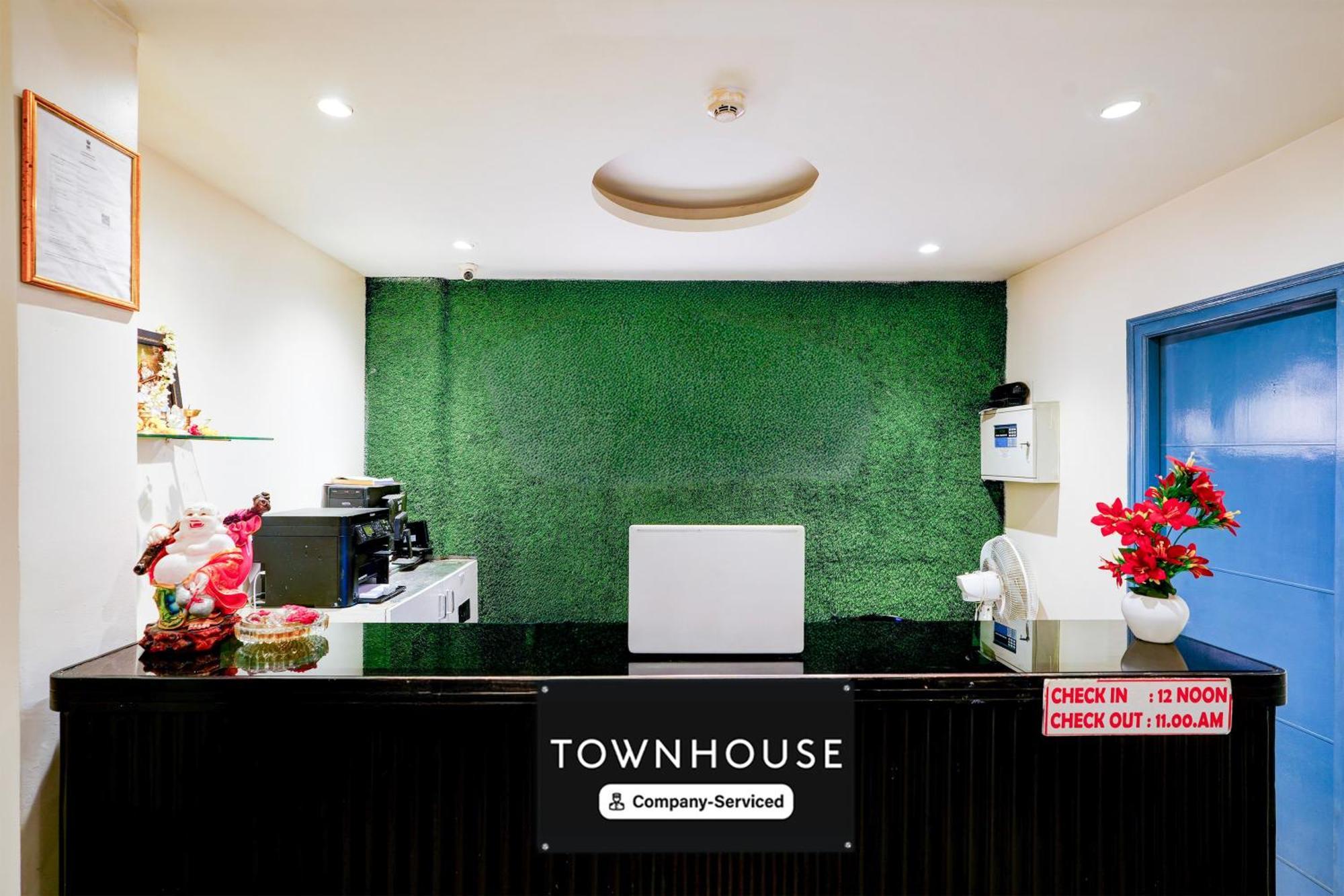 Super Townhouse Jayanagar Hotel Бангалор Екстериор снимка