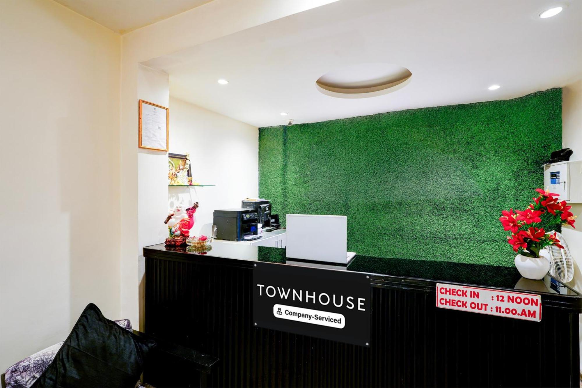 Super Townhouse Jayanagar Hotel Бангалор Екстериор снимка