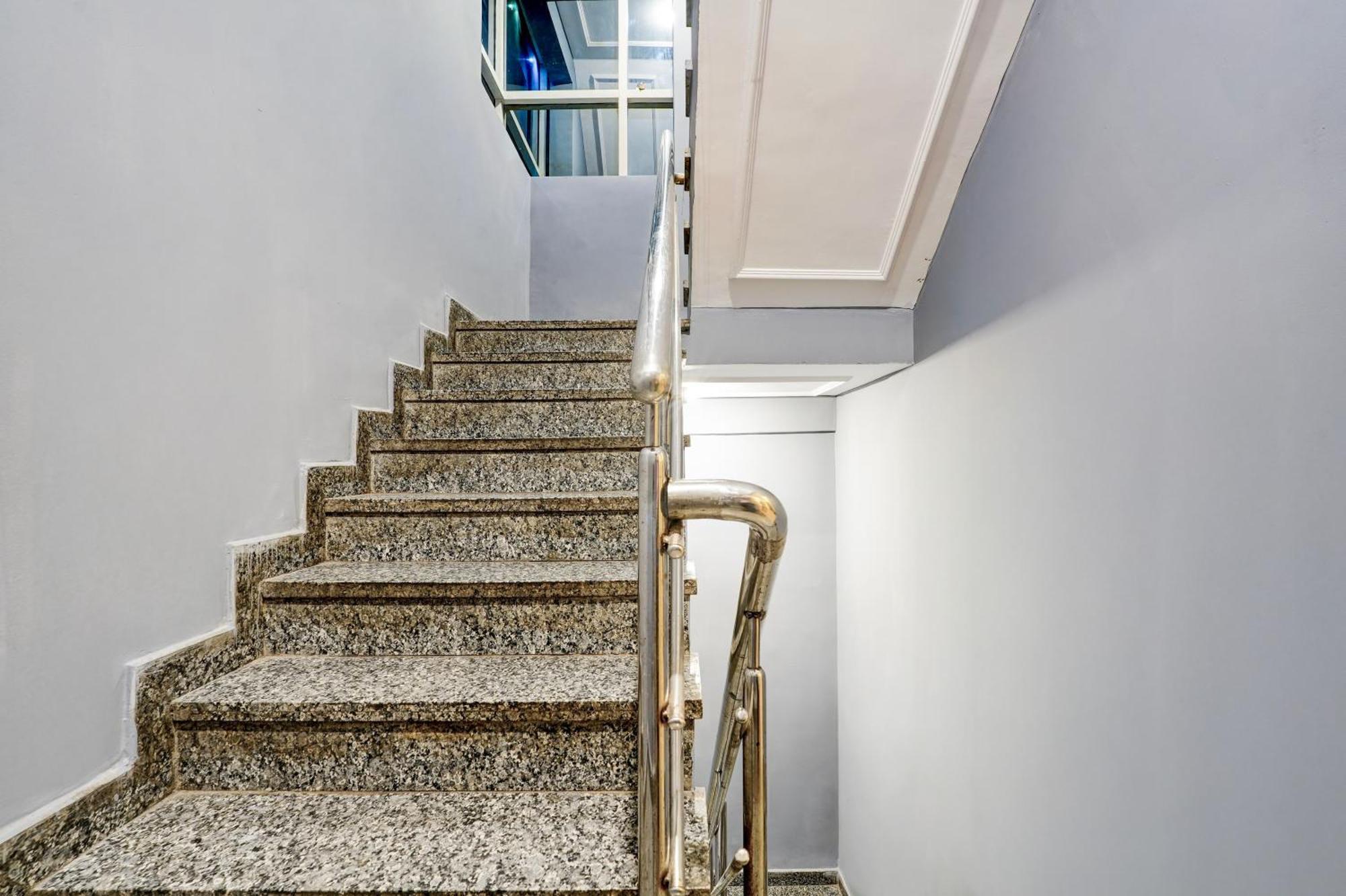 Super Townhouse Jayanagar Hotel Бангалор Екстериор снимка