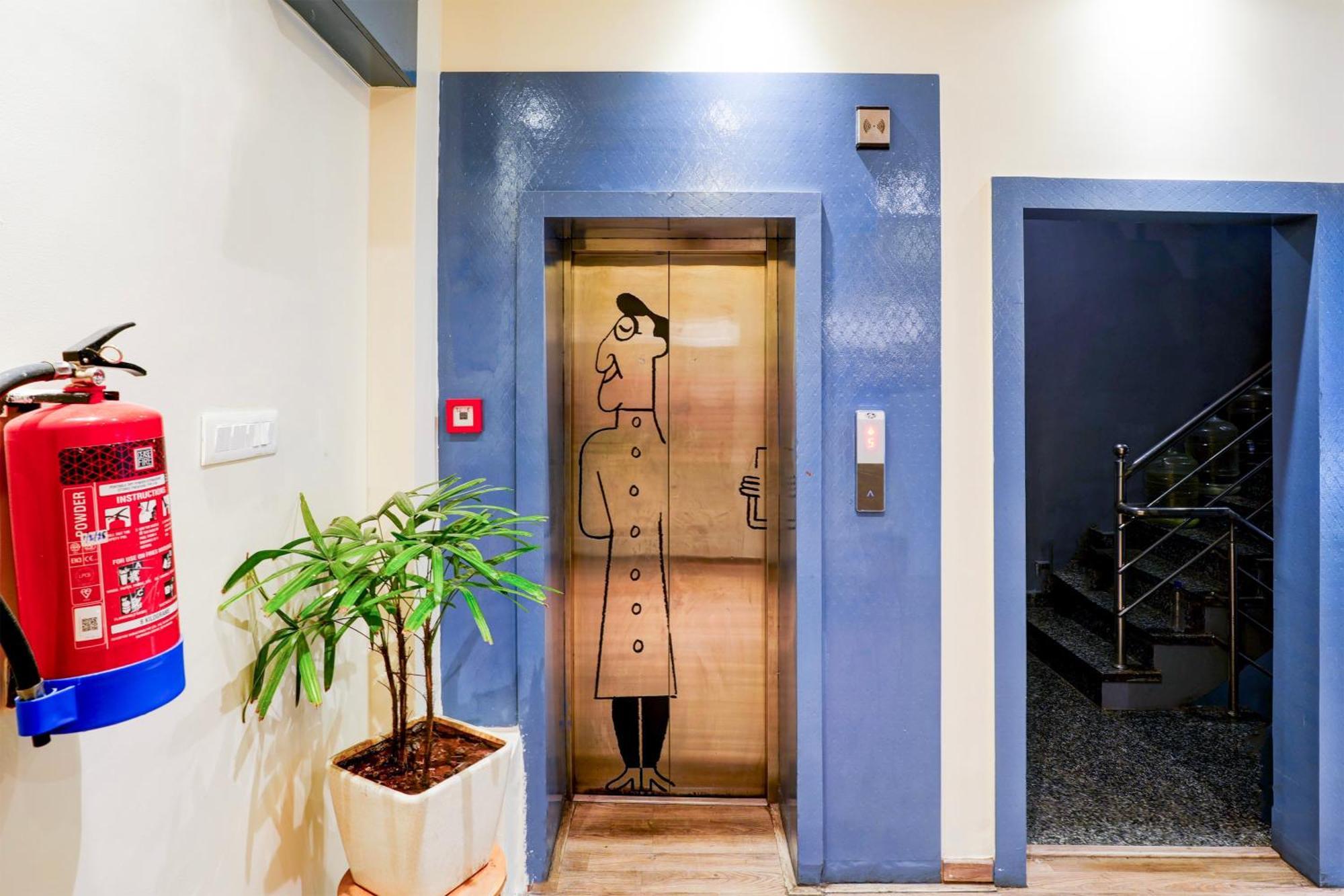 Super Townhouse Jayanagar Hotel Бангалор Екстериор снимка